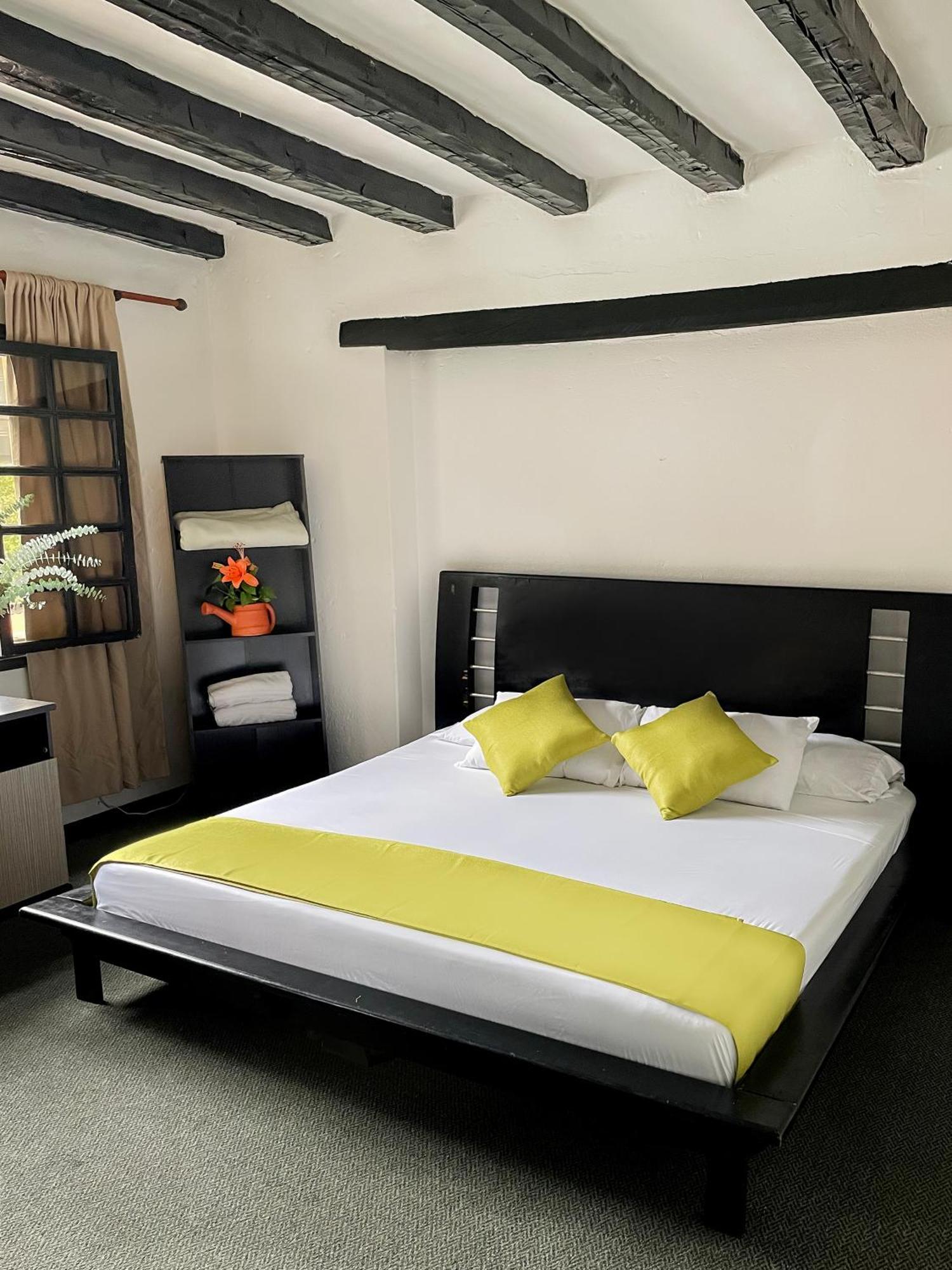 Hotel Premium Real Medellín Buitenkant foto