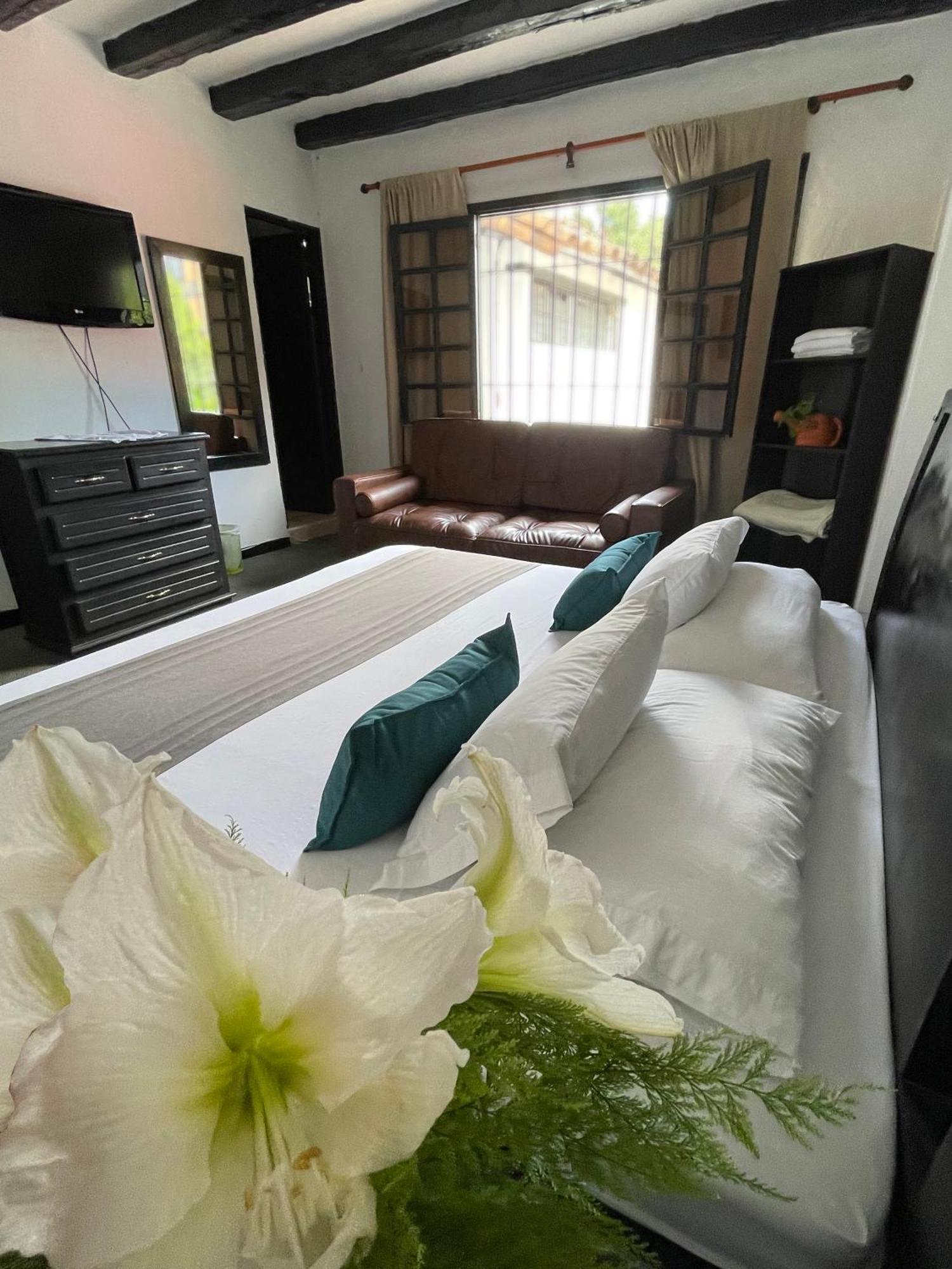 Hotel Premium Real Medellín Buitenkant foto