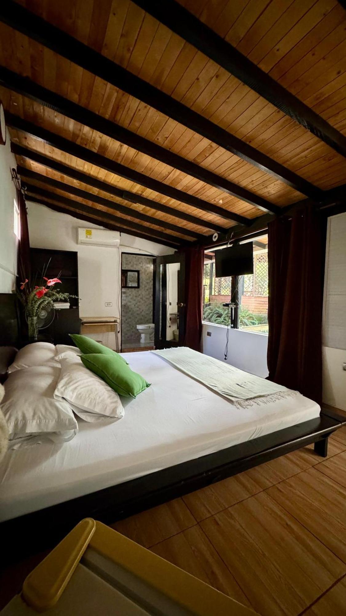 Hotel Premium Real Medellín Buitenkant foto