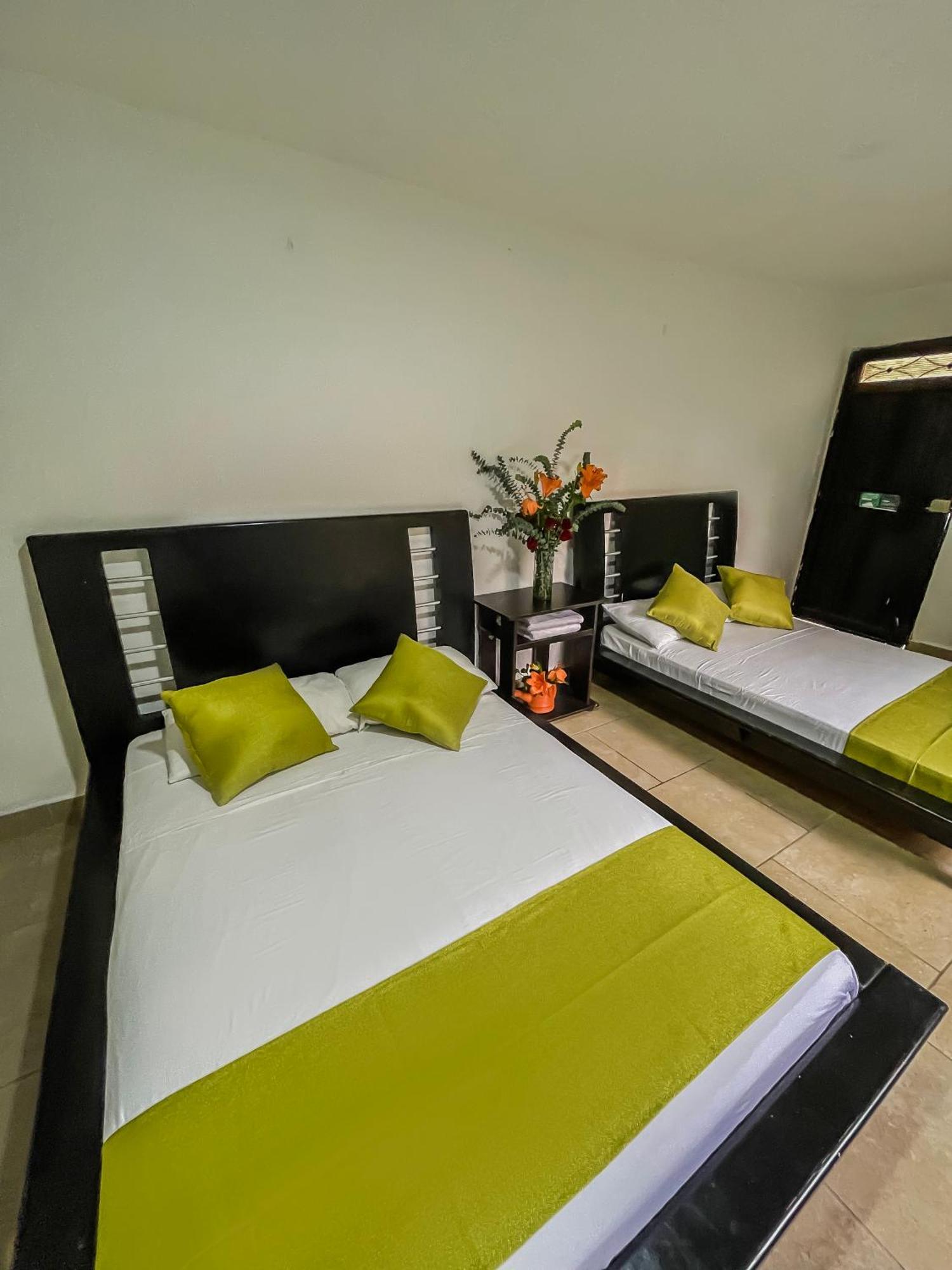 Hotel Premium Real Medellín Buitenkant foto