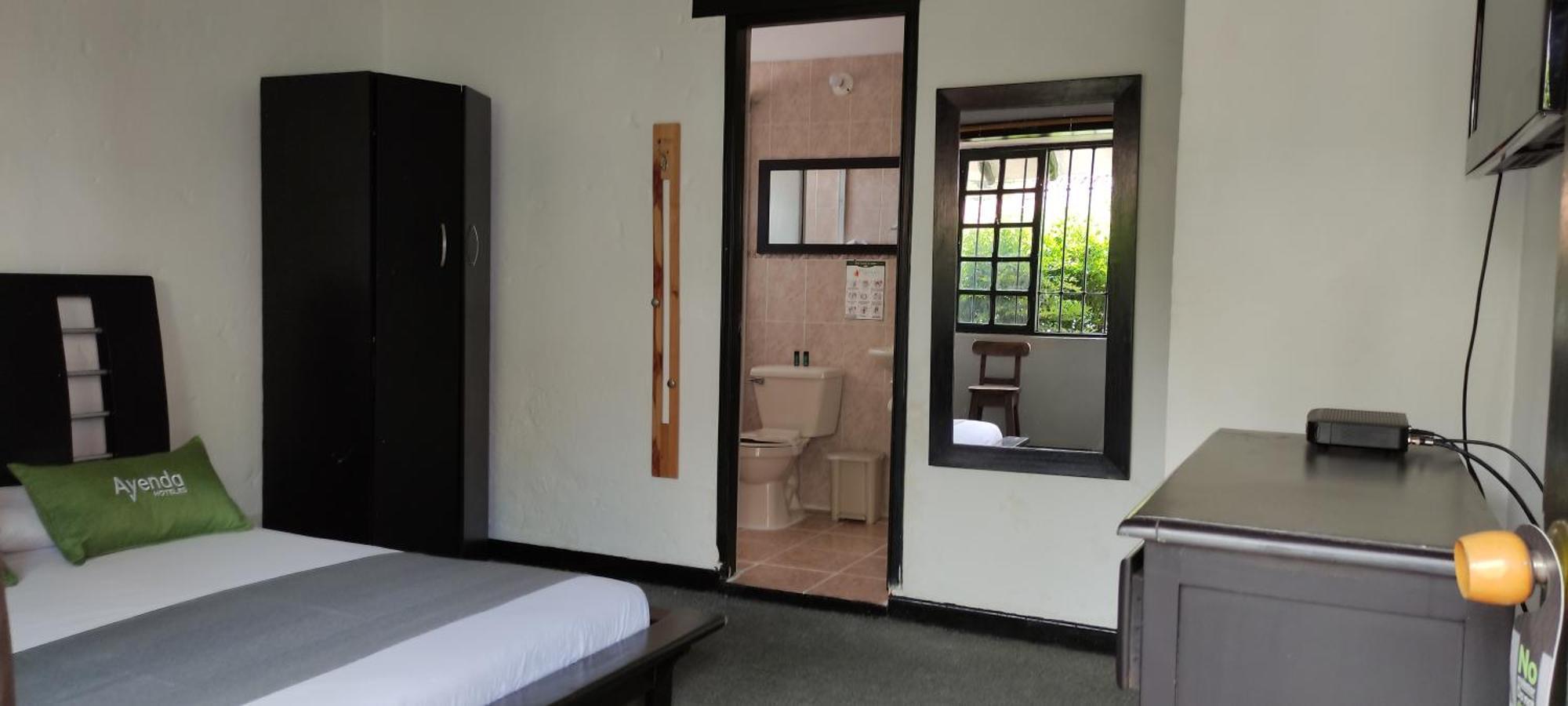 Hotel Premium Real Medellín Buitenkant foto