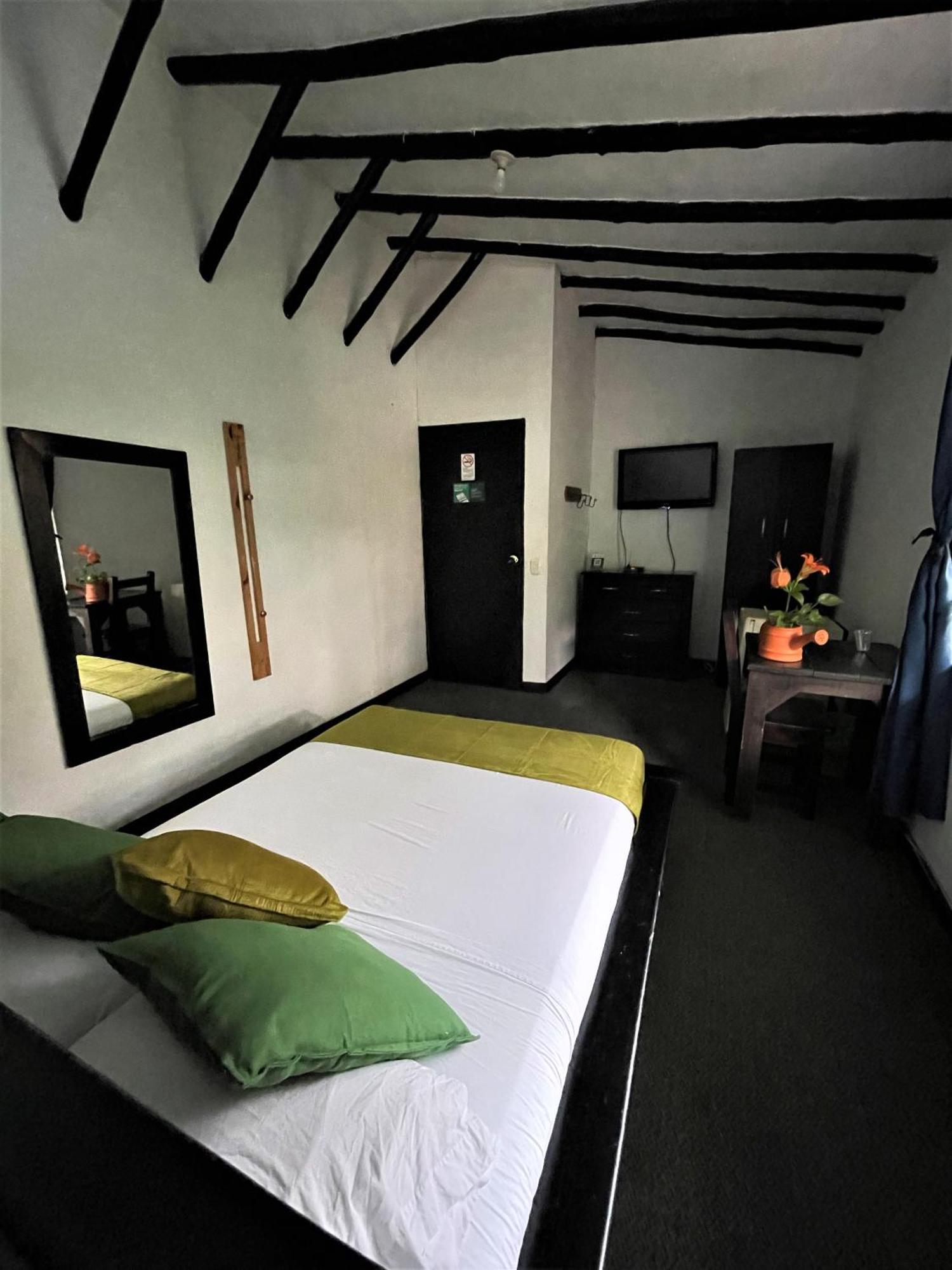 Hotel Premium Real Medellín Buitenkant foto