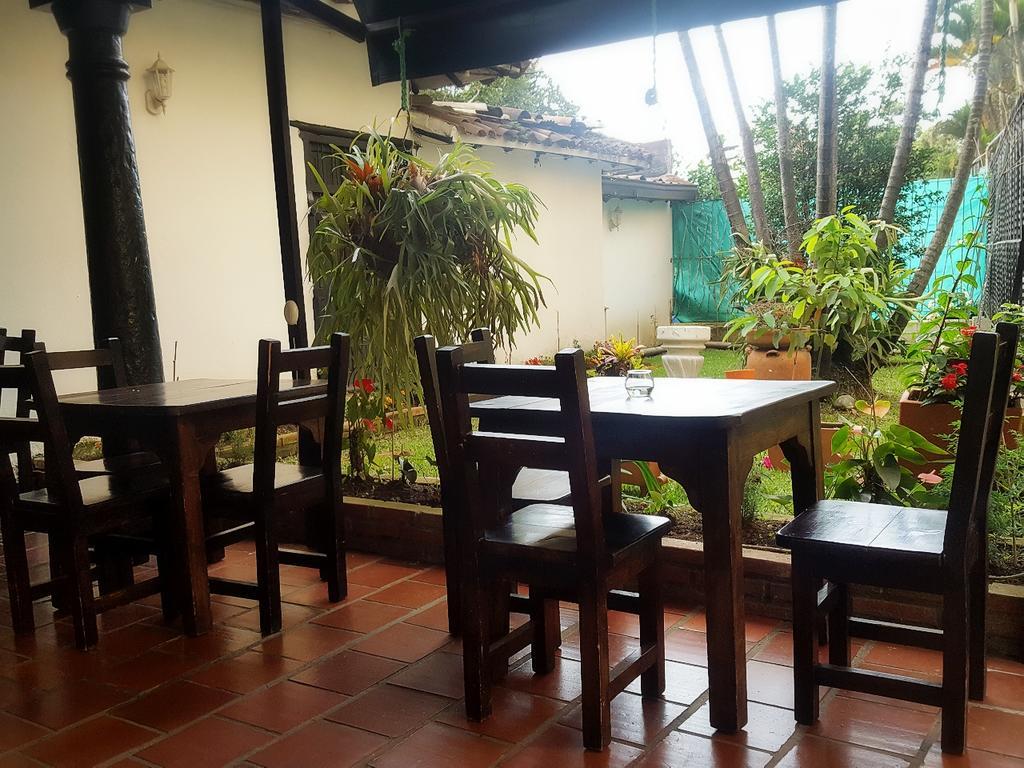 Hotel Premium Real Medellín Buitenkant foto