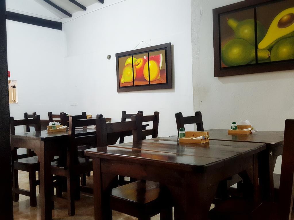 Hotel Premium Real Medellín Buitenkant foto