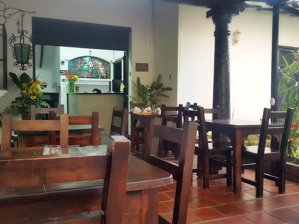 Hotel Premium Real Medellín Buitenkant foto